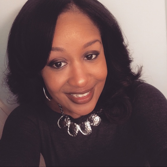 Meet your Posher, Tiffany - Picture 1 of 1